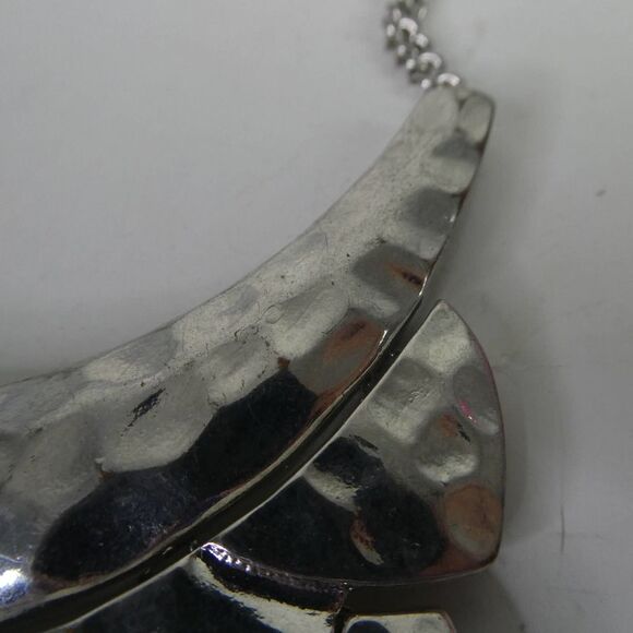 Silver Tone Articulated Scale Hammered Metal Bib Statement Necklace Adjustable - Picture 5 of 11